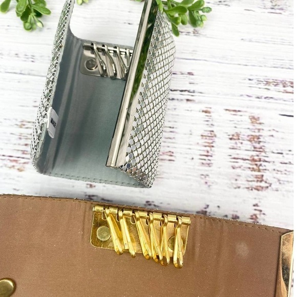 Vintage Tri-Fold Metallic Gold and Silver Key Holder Set - Picture 7 of 11